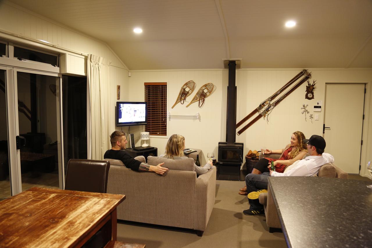 Rocky Mountain Chalets Ohakune Exteriör bild