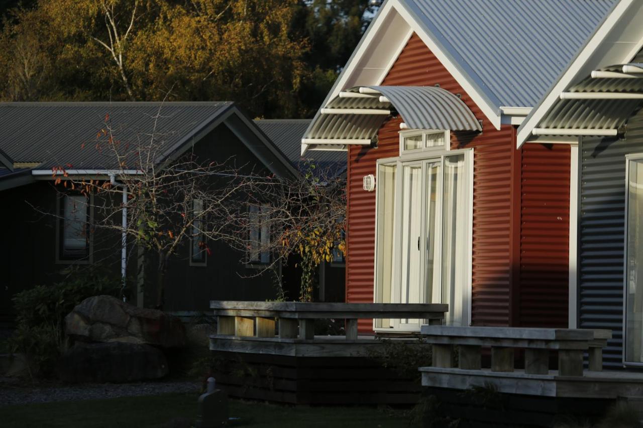 Rocky Mountain Chalets Ohakune Exteriör bild